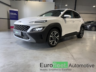 Hyundai Kona 1.0 T-GDI Pure 2WD | Facelift | carplay | stuurverw. | stoel verw. | virt. cockpit | camera