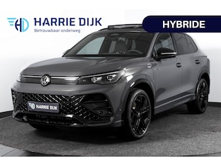 Volkswagen Tiguan 1.5 eHybrid 272 PK R-Line | Black Style | Elek. Trekhaak | S/K-panodak | Adapt. Cruise | Stoel-+stuurverw. | App. Connect | Camera | PDC | LM 20" | 8355