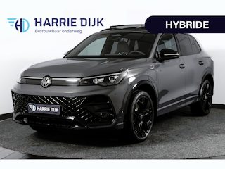 Volkswagen Tiguan 1.5 eHybrid 272 PK R-Line | Black Style | Elek. Trekhaak | S/K-panodak | Adapt. Cruise | Stoel-+stuurverw. | App. Connect | Camera | PDC | LM 20" | 8355