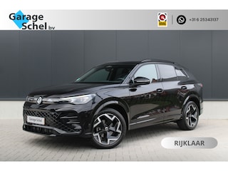 Volkswagen Tiguan 1.5 eTSI R-Line Edition - IQ Light - Stoel/Stuurverwarming - Wegklapbare Trekhaak - Massage Stoel - Keyless - Dodehoek - Rijklaar