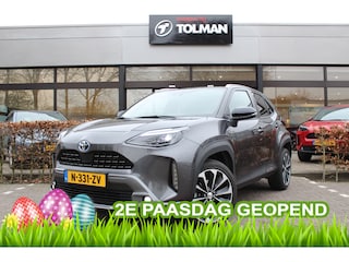 Toyota Yaris Cross 1.5 Hybrid Adventure Bi-Tone 2e Paasdag open van 10:00 - 15:00 | Rijklaar | Pano | Trekhaak | El. achterklep | PDC | Blind Spot | Head up |
