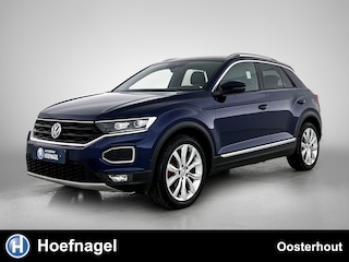 Volkswagen T-Roc 1.5 TSI Sport | Automaat | Adaptive cruise | Stoel & stuurverwarming | CarPlay | Camera | Parkeersensoren
