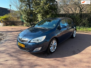 Opel Astra 1.4 Turbo Edition / Navi / Airco / CarPlay / Aux / pdc / Apk / Lm