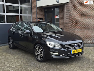 Volvo V60 1.6 D2 Momentum Navi |Apk |PDC |Cruise