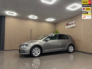 Volkswagen Golf 1.0 TSI Comfortline * Navigatie / Trekhaak / Cruise control / LM Velgen / NL Auto *