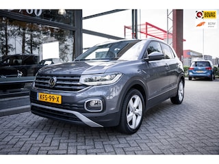Volkswagen T-Cross 1.5 TSI Style Automaat 150pk | Virtual cockpit | Led | Trekhaak | Adapt. Cruise | Stoelverwarming | Keyless |