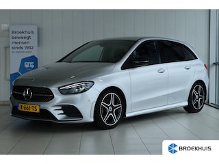 Mercedes-Benz B-klasse 180 Business Solution AMG | Cruise Control | Camera | Trekhaak | Stoelverwarming | LED | Navi | Sfeerverlichting