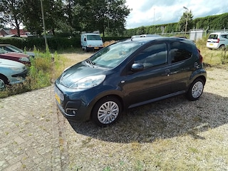 Peugeot 107 1.0-12V XS 5drs NL auto,s NAP Airco Zeer lux,s 104 000 km