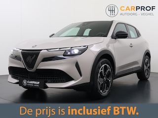 Alfa Romeo Junior Elettrica 54 kWh LMV | Apple CarPlay |