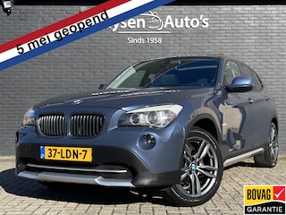 BMW X1 sDrive18i Executive AUT. | navigatie | panoramadak | sportstoelen | xenon verlichting | lichtmetalen velgen 18 inch