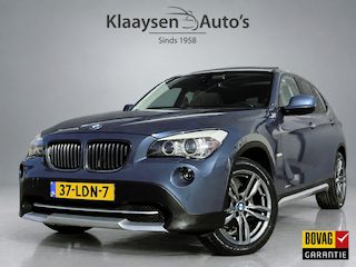 BMW X1 sDrive18i Executive AUT. | navigatie | panoramadak | sportstoelen | xenon verlichting | lichtmetalen velgen 18 inch