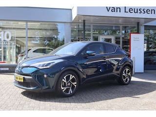 Toyota C-HR 1.8 HYBRID STYLE STOELVERWARMING AD-CRUISE KEYLESS CAMERA PARK-SENSOREN LM-VELGEN