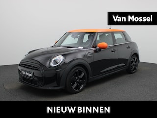Mini Cooper 1.5 Classic Automaat | Apple/Android Play | Camera | Navi | Sport Stuur/Stoelen | Leder | LED | Keyless | Comfort Pack | Connected Navigation | 12 Maand BOVAG Garantie! |