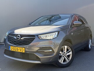 Opel Grandland X BWJ 2020 1.2 130 PK Turbo Business Executive NIEUW BINNEN !!