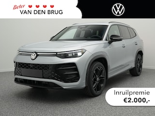 Volkswagen Tayron R-Line Edition 1.5 eHybrid 272 PK | Trekhaak | Panoramadak | Stuur & Stoelverwarming |