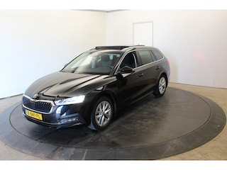 Skoda Octavia 1.0 TSI El Trekh+aKlep 111PK Panodak Virtual Business Edition