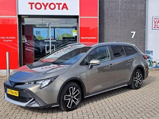 Toyota Corolla Touring Sports 1.8 Hybrid Trek NAVIGATIE STOELVERWARMING CRUISE CONTROL ELEK. ACHTERKLEP