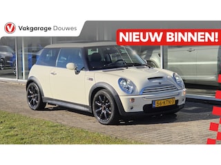 Mini Mini 1.6 Chili | Pano | Airco | Leder | 170PK | Stoelverwarming | Houten interieur | Lage KM's! | Onderhoudshistorie aanwezig