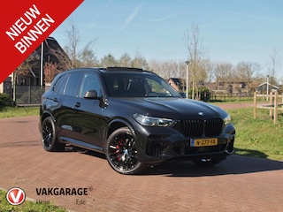 BMW X5 xDrive45e High Executive | M-Pakket | Carbon Pakket | Bowers & Wilkins | Saphirschwarz metallic | NL-Auto |