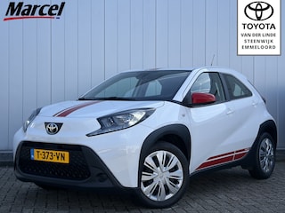 Toyota Aygo 1.0 VVT-i MT Play Red Pack Carplay NL Auto Adapt Cruise Dealer Onderhouden
