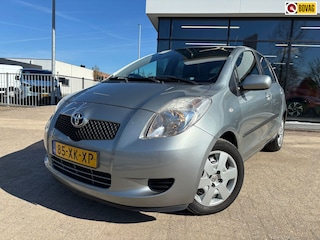 Toyota Yaris 1.3 VVTi Sol