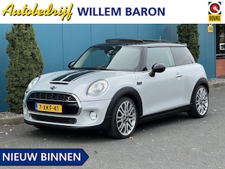 Mini Mini/Cabrio/Clubman/Countryman 1.5 Chili Business JCW | PANO | STOELVERW. | LED | 18'LMV | KEYLESS |SFEERVERL | CRUISE | NAV | PDC | ECC