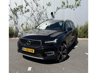 Volvo XC40 1.5 T5 Recharge Business Pro | Plug-in Hybrid (PHEV) | 360 Graden Camera | Parkeersensoren | Trekhaak | Keyless Entry | Apple Carplay | Android Auto | Navigatie | BLIS | Cruise Control Adaptief | Lichtmetalen Velgen 19 inch