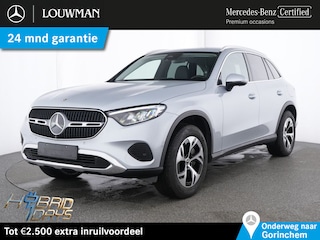 Mercedes-Benz GLC 300 e 4MATIC Plug-In Hybride Trekhaak | Stoelverwarming voor en achter | Memory voorstoelen | Stuurverwarming | Parkeerpakket met achteruitcamera. Inclusief 24 maanden MB Certified garantie voor Europa.