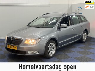 Skoda Superb Combi 1.8 TSI Comfort / NIEUWE DISTRIBUTIEKETTING / AUTOMAAT / NAVI-MULTIEMEDIA / DEALER ONDERHOUDEN