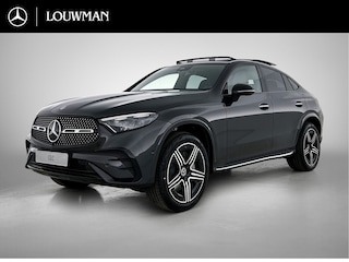 Mercedes-Benz GLC 300 e 4MATIC Sport Edition | Premium Pakket | Nightpakket | Treeplanken in aluminiumlook | Trekhaak | DISTRONIC | AMG spoiler | Panoramaschuifdak | THERMATIC |