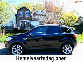 Ford Kuga 2.5 20V Titanium 200pk 4WD Clima Leder Navi Trekhaak 2100kg.