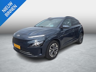 Hyundai Kona EV Fashion 64 kWh | SOH: nnb | 3 Fase | Warmtepomp | Blindspot | Navi | Camera |