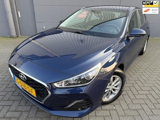 Hyundai i30 1.0 T-GDI Comfort*CAMERA*CRUISE*NAVI*ELKT-RAAM*NEW APK