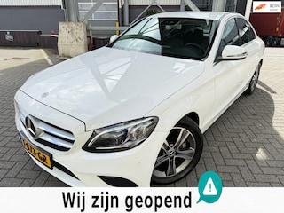 Mercedes-Benz C-klasse 200 Business Solution AMG*Automaat*CarPlay*Cruise*Camera*StoelVerwarming*Velgen