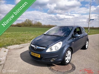 Opel Corsa 1.4-16V Vol automaat! half leer stoelstuurverw