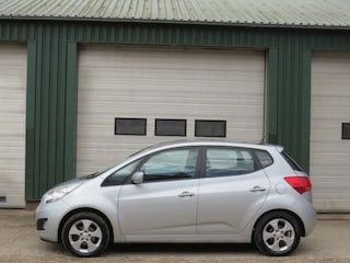 Kia Venga 1.4 CVVT X-ECUTIVE