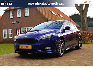 Ford Focus 1.0 ST-Line | Volledig Dealeronderhouden | ST-Line Pakket | Navigatie | Trekhaak | PDC | Historie | Climate Control |