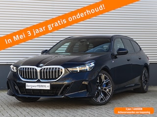 BMW 5-serie Touring 540d xDrive M-Sport - Individual Leder - Memoryzetels - Driving Assistant