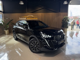 Peugeot 2008 1.2 PureTech GT Automaat ,17 LMV, PDC, Navigatie.