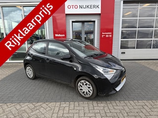 Toyota Aygo 1.0 VVT-i x-play