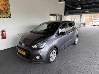Hyundai i10 1.0i i-Motion AIRCO / Getinte ramen / Nieuw Model