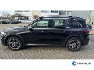 Mercedes-Benz GLB 200 AMG Line Camera | Parkeersensoren | Alcantara/Leder | LED | Keyless | Navigatie | Elek. Achterklep | Stoelverwarming | AMG-styling | Achteruitrijcamera | Cruise control