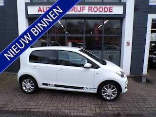 Volkswagen Up 1.0 5-Drs White Edition! TOP STAAT,63.000KM! ''2e PAASDAG OPEN''