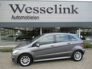 Mercedes-Benz B-klasse 200 Automaat/Trekhaak