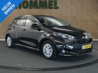 Toyota Yaris 1.5 Hybrid Active - CLIMATE CONTROL - DAB AUDIO - APPLE CARPLAY/ ANDROID AUTO - ARMSTEUN VOOR - CAMERA - ADAPTIEVE CRUISE CONTROL - THUISKOMER - MISTLAMPEN VOOR - LICHT EN REGENSENSOR