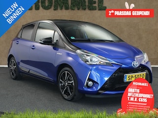 Toyota Yaris 1.5 Hybrid Bi-Tone Plus - ORIGINEEL NEDERLANDSE AUTO - PANORAMADAK - NAVIGATIE - CLIMATE CONTROL - CAMERA - 16 INCH LICHT METALEN VELGEN - BLUETOOTH - KEYLESS ENTRY/ START - BOTSWAARSCHUWING - MISTLAMPEN VOOR