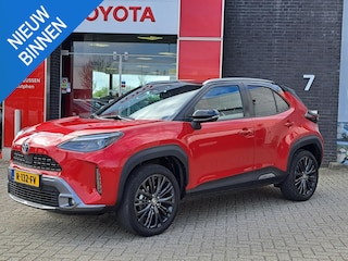 Toyota Yaris Cross 1.5 Hybrid Adventure TREKHAAK PDC ADAPTIVE CRUISE CAMERA HEAD-UP BLIND SPOT