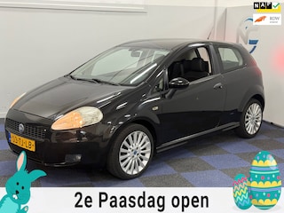 Fiat Punto Grande 1.4-16V Sport / NETTE AUTO / RIJDT SCHAKELT GOED / AIRCO