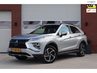 Mitsubishi Eclipse Cross 2.4 PHEV Intense+ Dealeronderhouden - 1e eigenaar - Trekhaak - Camera - Stoelverwarming - Alcantara