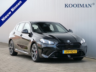 BMW 116 automaat 123pk M Sportpakket Pro Stoelverwarming /  Camera / Keyless entry